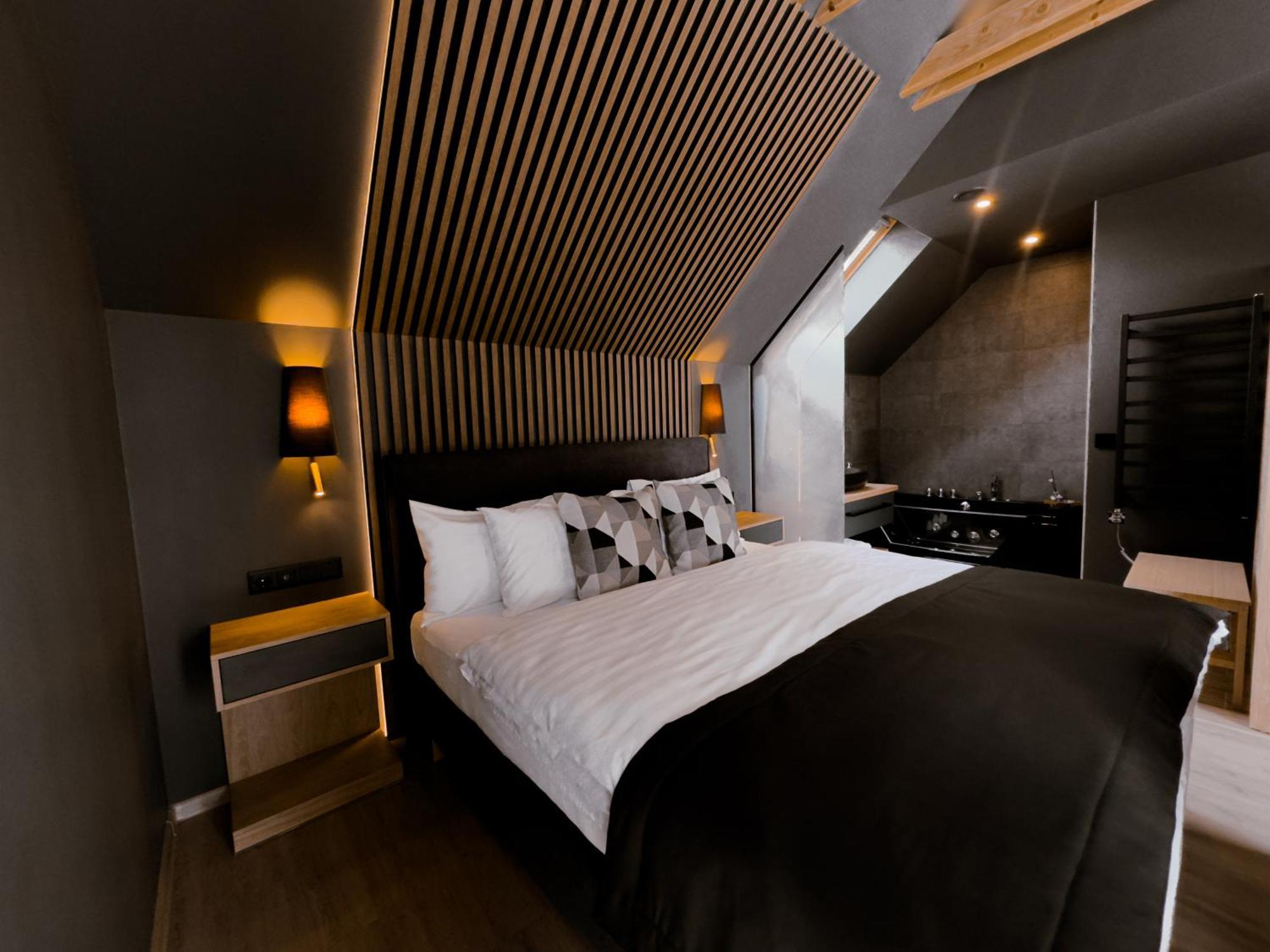 Twin Premium Apartman Тихань Екстер'єр фото