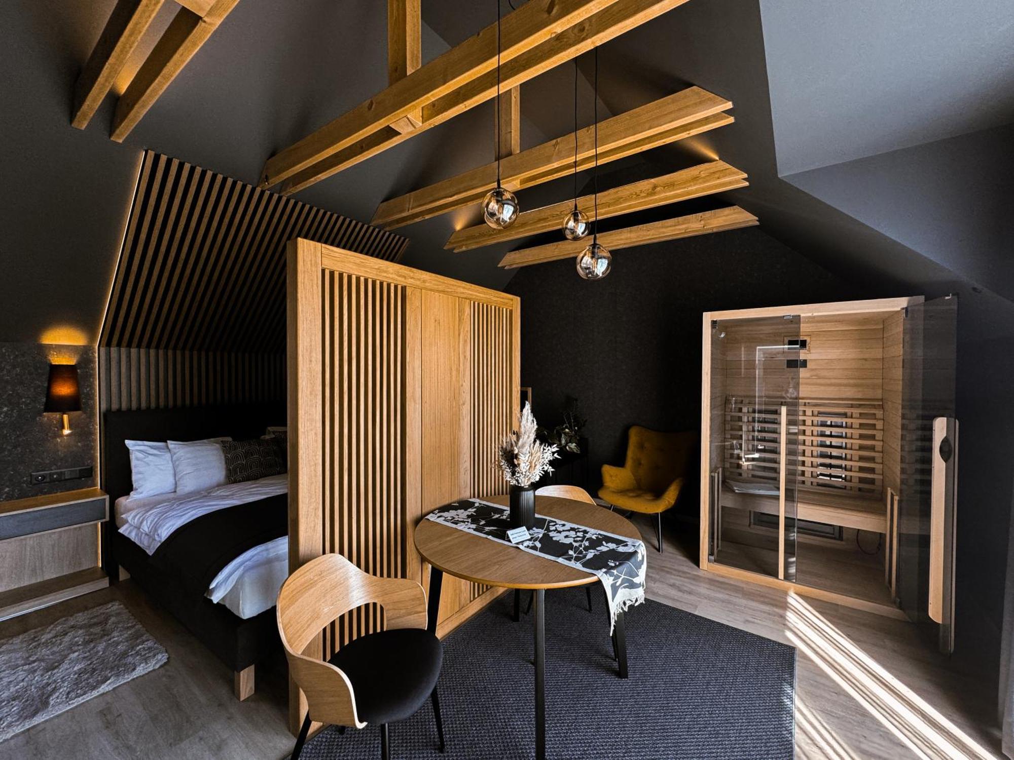 Twin Premium Apartman Тихань Екстер'єр фото