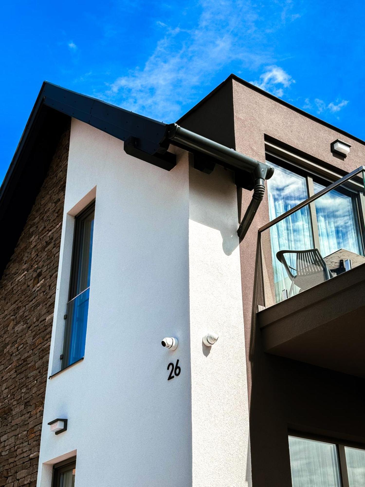 Twin Premium Apartman Тихань Екстер'єр фото